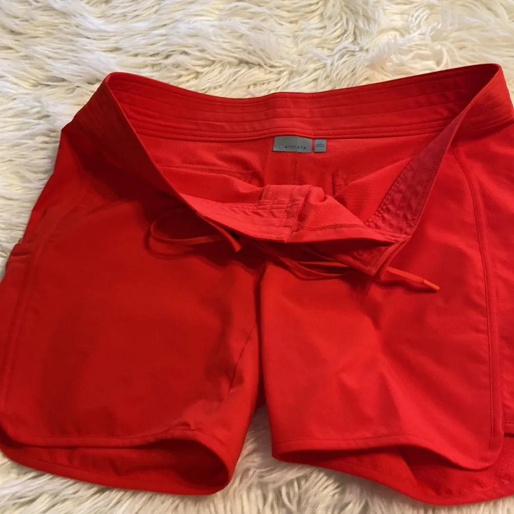 Athleta Shorts size 12 color red BNWOT length 16” waist 36” - Image 5