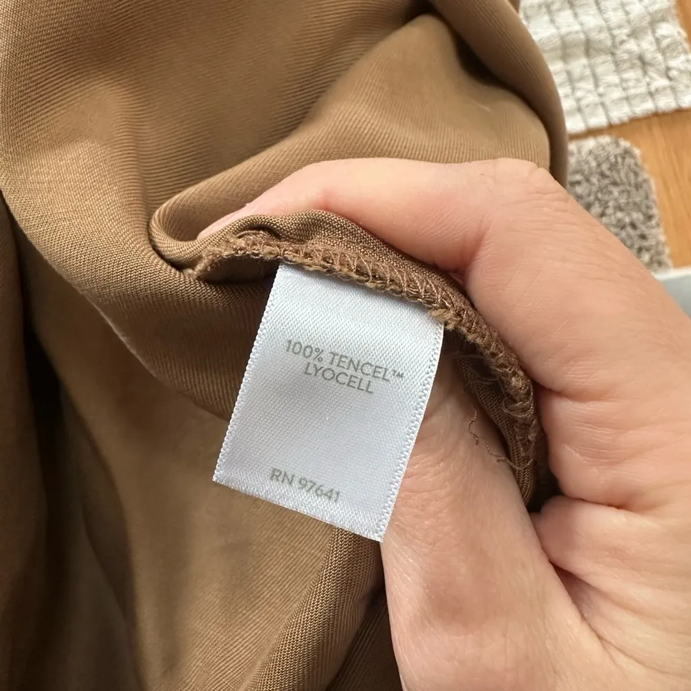 J. Jill 100% Tencel oversized button down top Brown Size M - Image 4