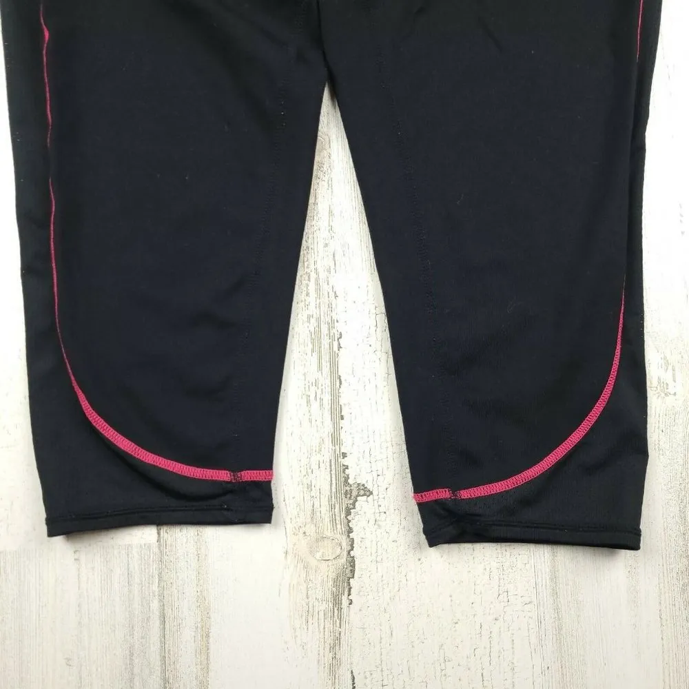 Hylete  Black Womens Cropped Pull on Workout leggings Capri Size Large EUC - Image 3