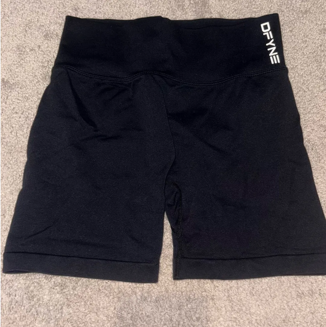 DFYNE Shorts - Image 2