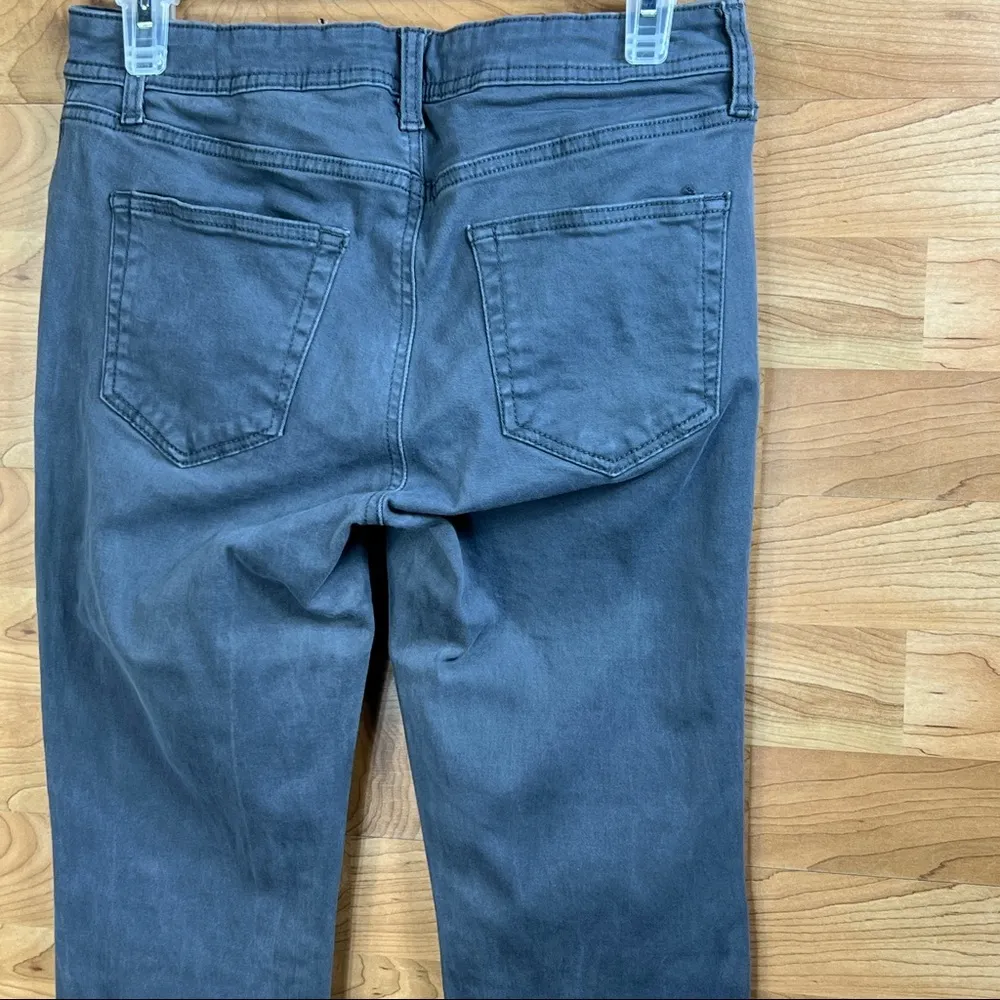 Sonoma Skinny Gray Soft Touch Woven Pants with 5 Pockets and Belt Loops - Image 5