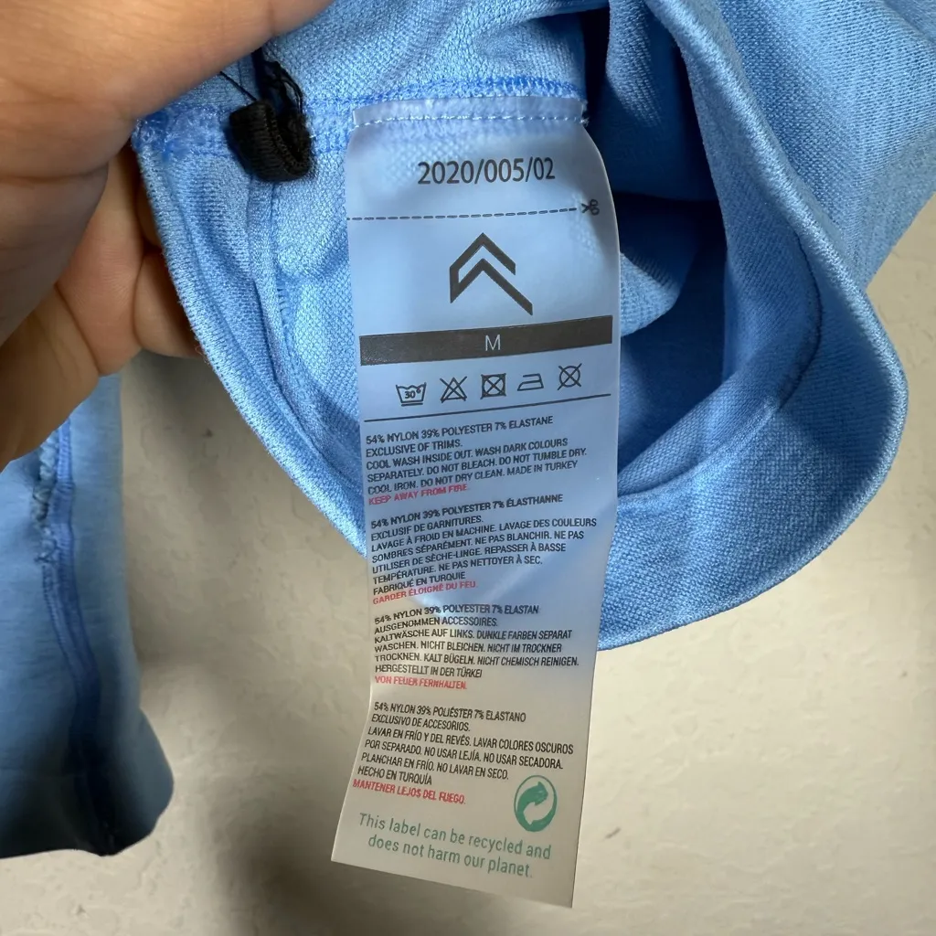 Oner Active Classic Seamless Shorts Size Medium - Image 4