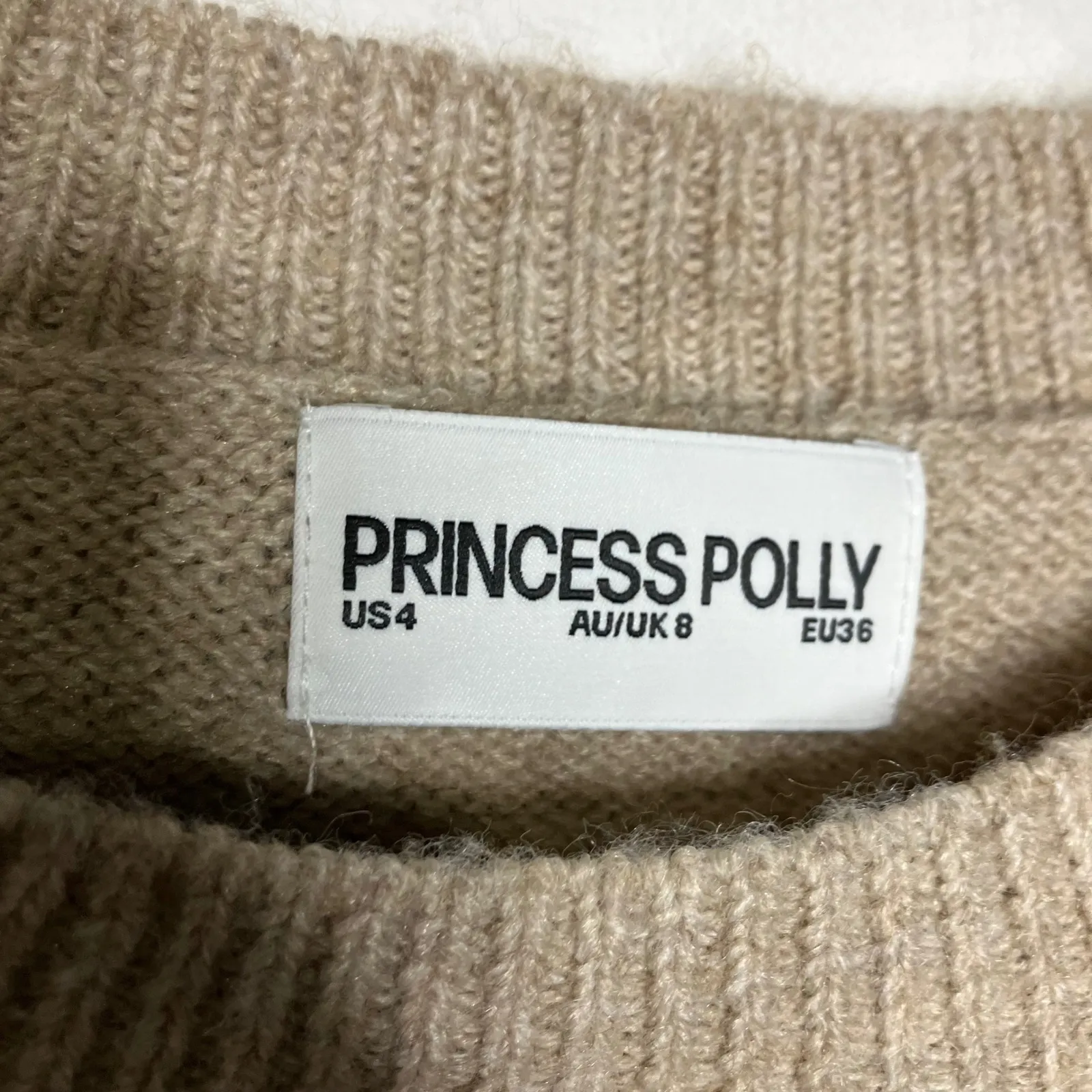 Princess Polly tan crewneck sweater balloon sleeves women's size 4 oversized - Image 4