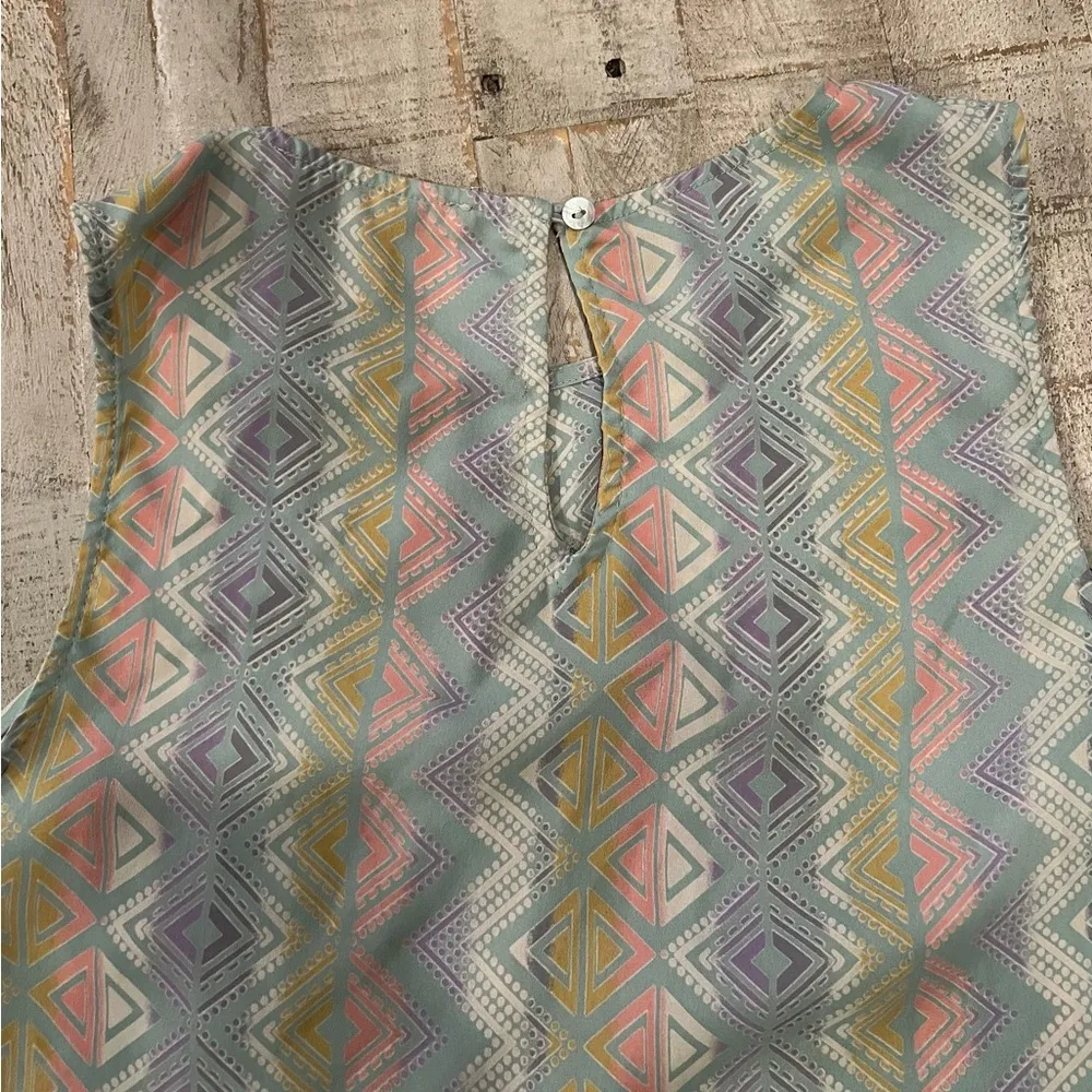 Women’s Forever 21 Medium Multicolor Tank Top Blouse Shirt - Image 4
