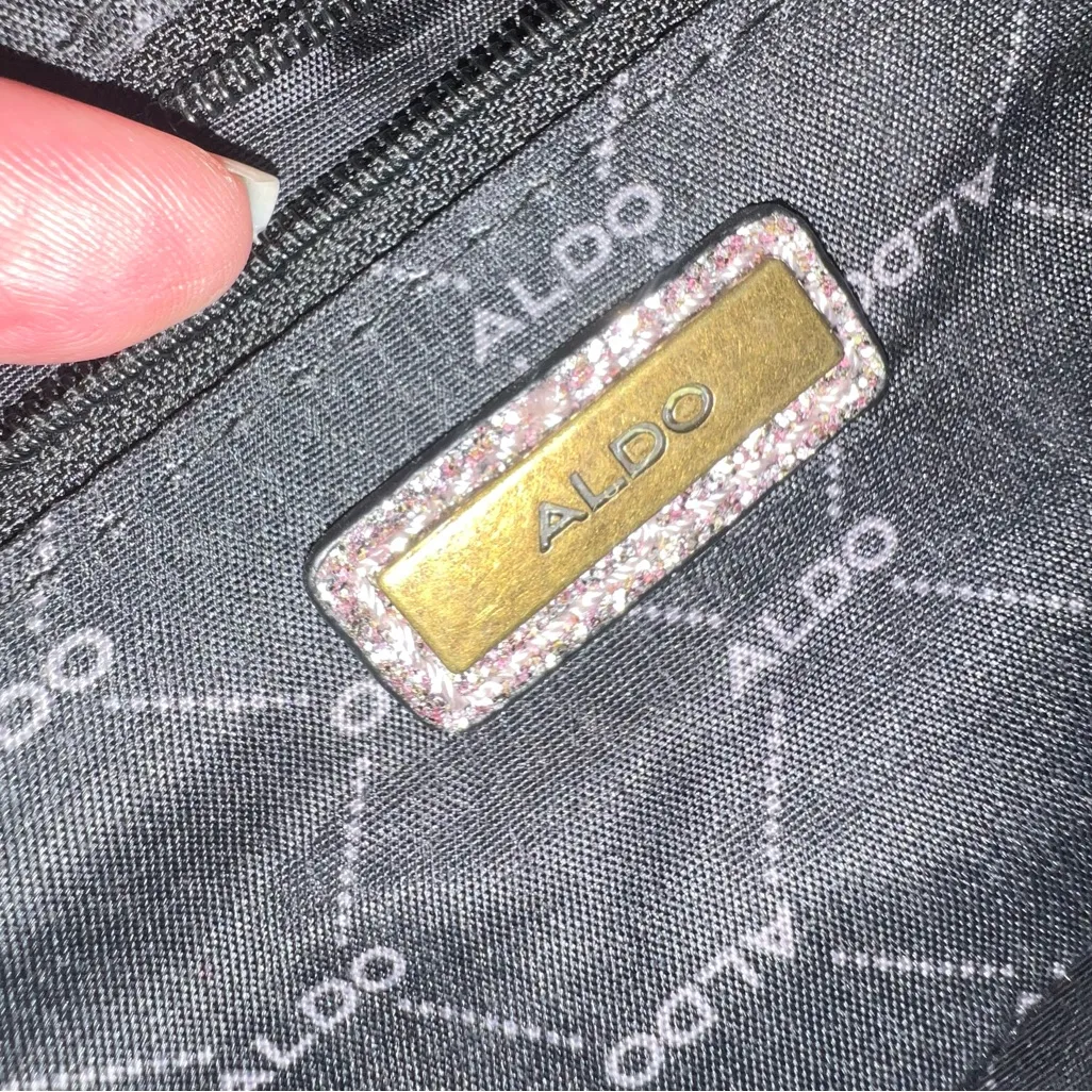 Aldo Glitter Shining Crossbody Bag with pink and silver embellished snap closure - Image 5