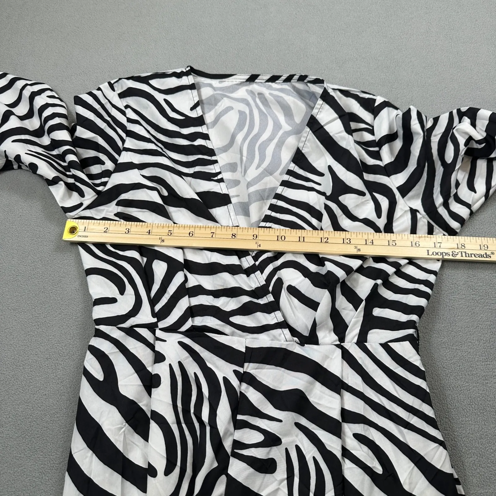 S.DEER Jumpsuit Zebra Print Wide Leg Long Sleeve V Neck Tie Waist One Piece NWT Black - Image 3
