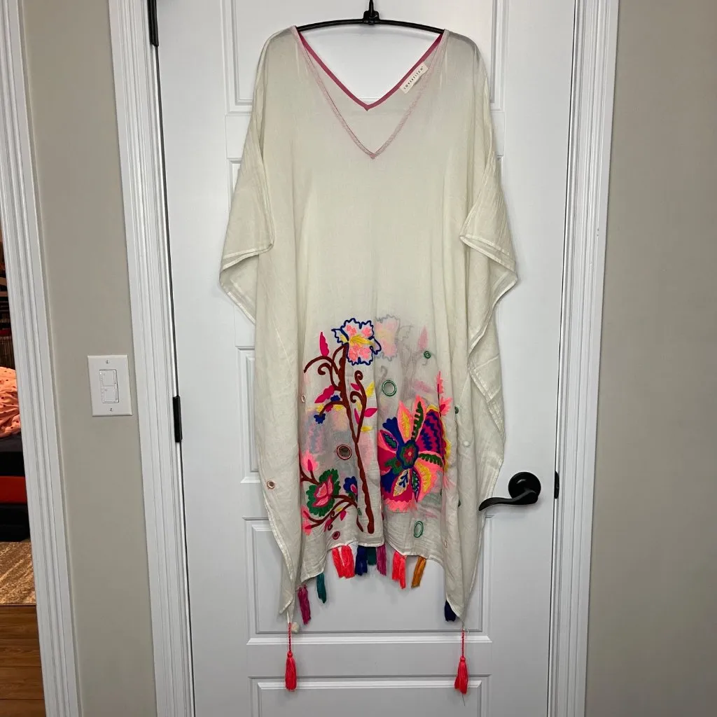 Lovestitch Granada Caftan Women's One Size White Floral Embroidered‎ 100% Cotton - Image 4