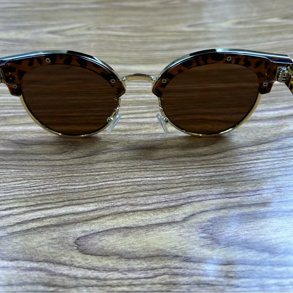 CiCi Hand Polished Tortoise Shell Cat Eye Sunglasses - Image 2