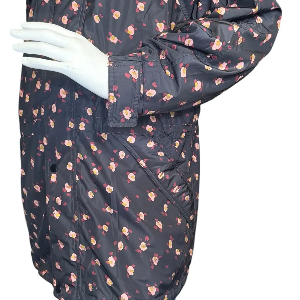 Cabi Rainy Day Reflective Floral Jacket 4115 Oversized Medium Size. - Image 8