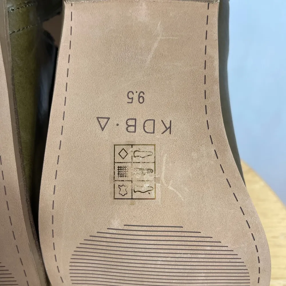 Kelsi Dagger  Kayak Olive Booties Size 9.5 - Image 9