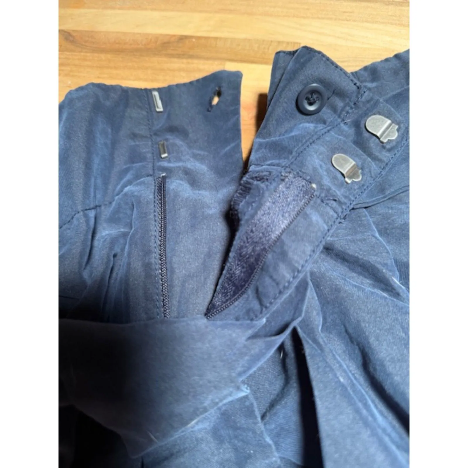 American Eagle Dress Shorts Sz 2 - Image 4