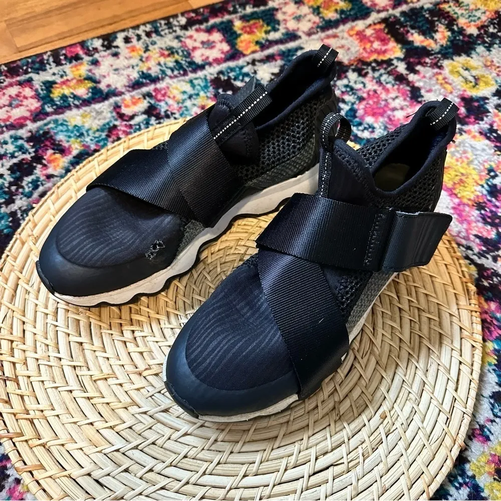 Sorel Kinetic Sneak Shoe - Image 3