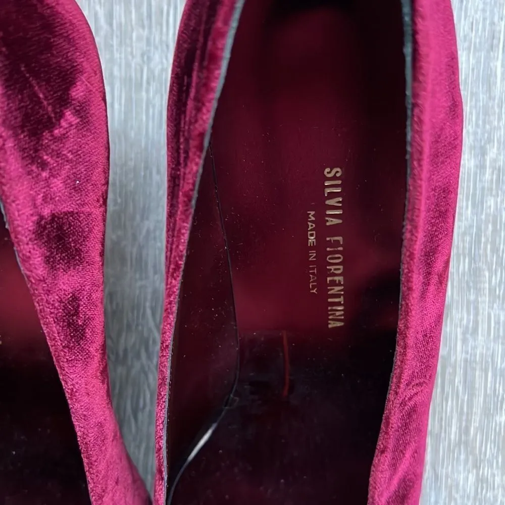 NEW SILVIA FIORENTINA Nicole Velvet Buckle Pumps, Wine Red Size 10 - Image 4