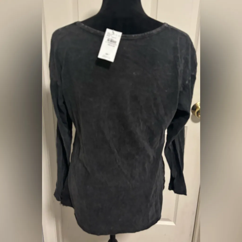 Daytrip NWT  by Buckle Mineral Washed Crochet Top size Medium - Image 6