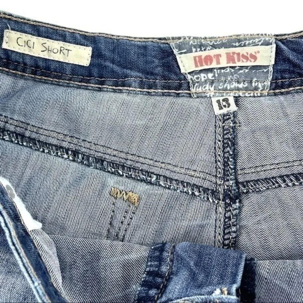 Hot kiss Cici shorts - Image 2