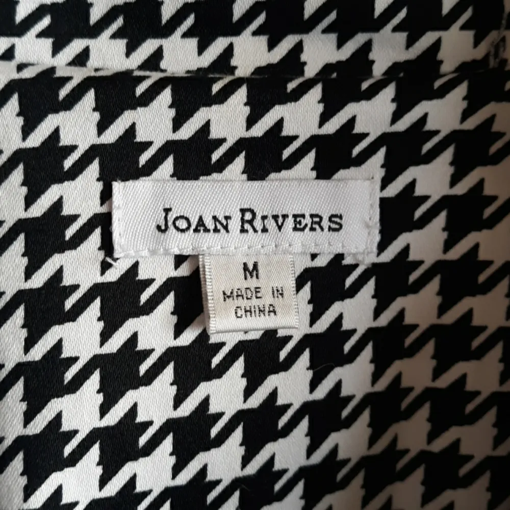 J.O.A. Rivers Houndstooth Blazer Black and White - Image 4