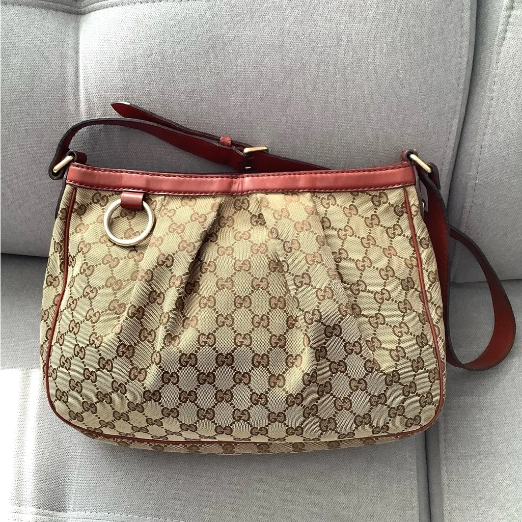 Authentic GUCCI canvas shoulder bag 🔥🔥 - Image 9