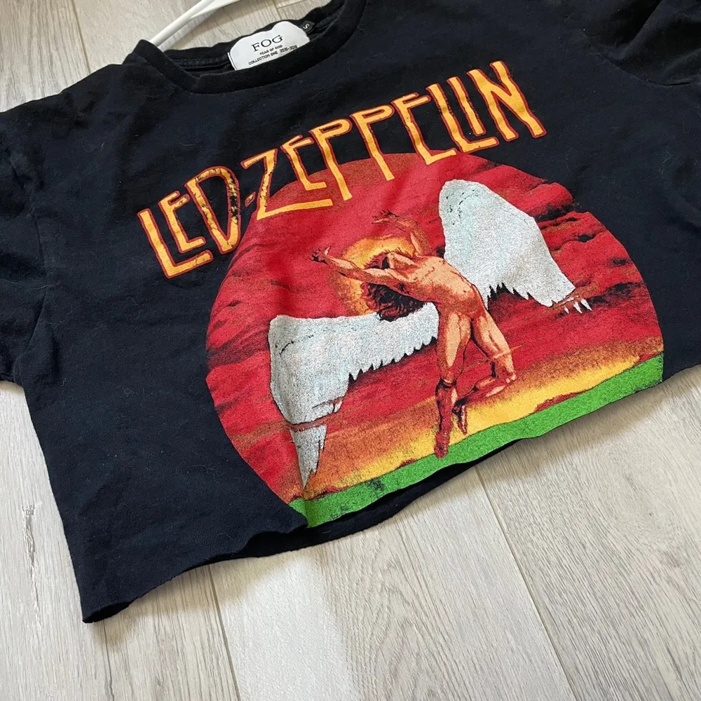 Fear of God Zeppelin Tshirt led crop womens Black (small) mastermind japan - Image 6