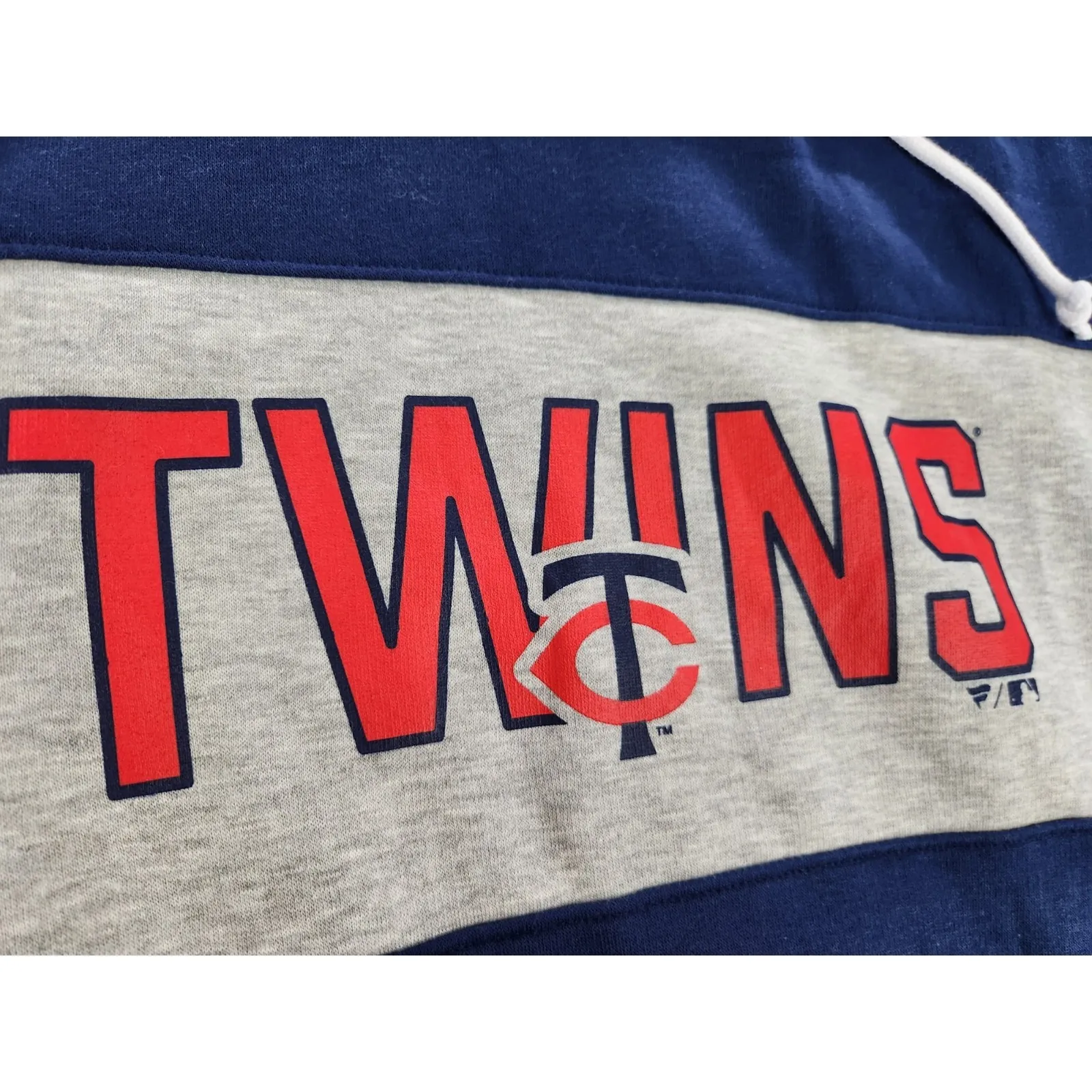 Women Minnesota Twins Baseball Navy Stripe Logo Pullover Hoodie Sweatshirt LARGE - Image 4