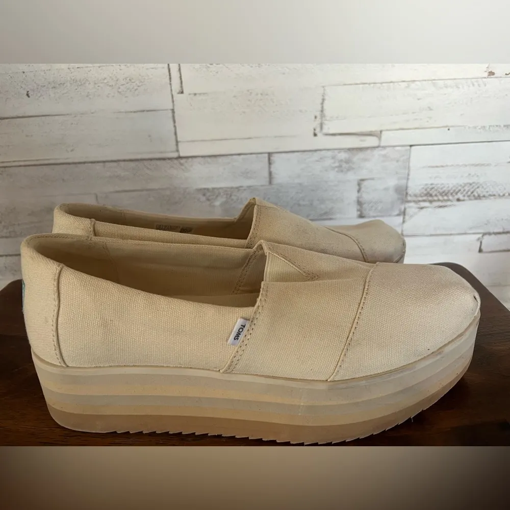TOMS ALPARGATA PLATFORM WOMENS SIZE 10 W - Image 3