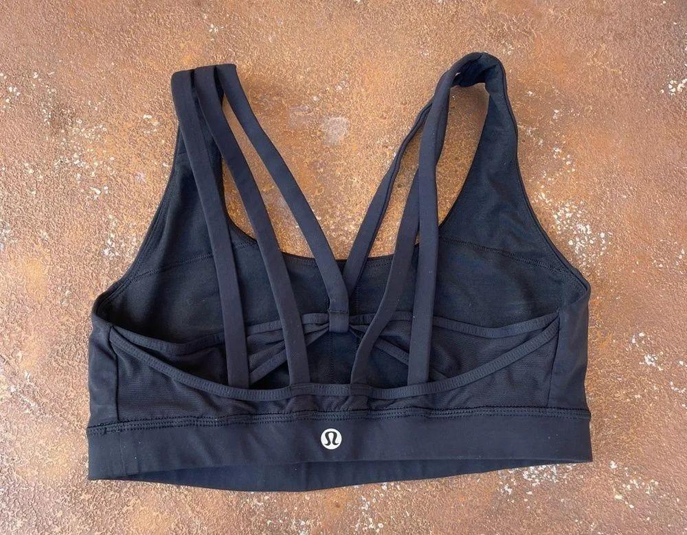 Black lululemon strappy sports bra sz 8 - Image 2