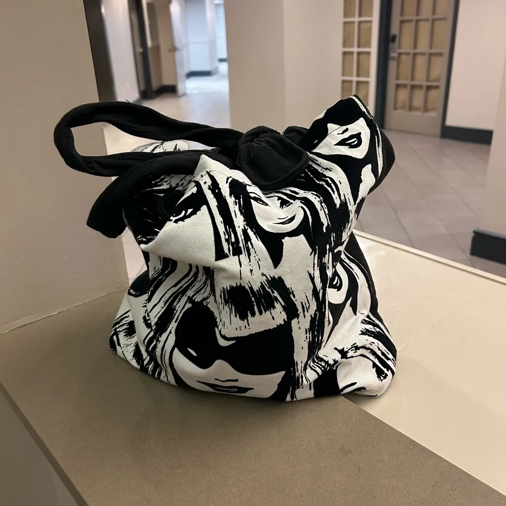 BARBIE Stylish Black and White Tote Bag - Image 3