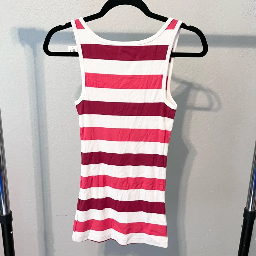 OLD NAVY Red White Striped Tank Top Medium NWT - Image 5