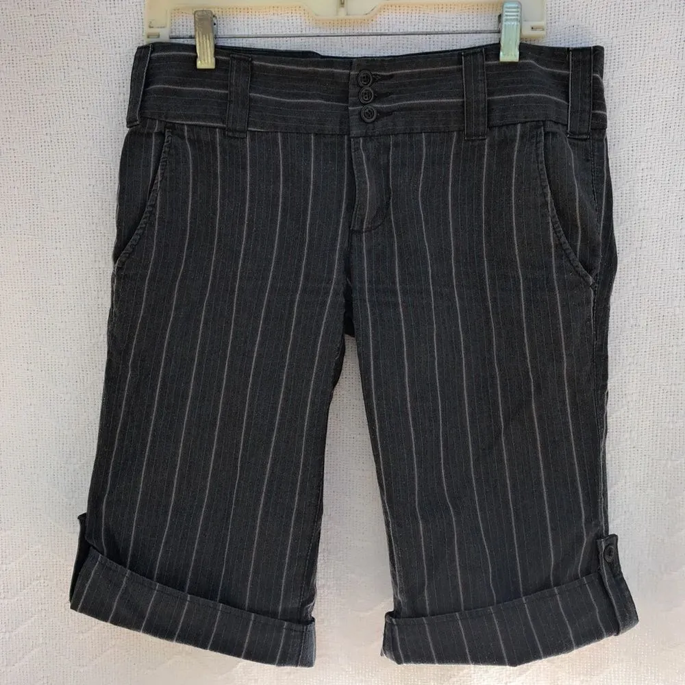 Roxy  Cuffed‎ Shorts - Image 6