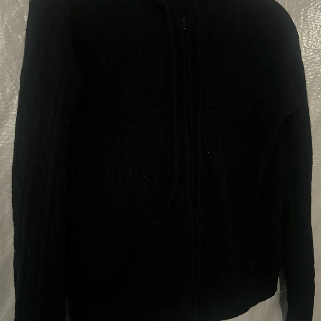 Evelyn Grace Black Cable Knit Zip Up Cashmere Sweater Size Medium - Image 2