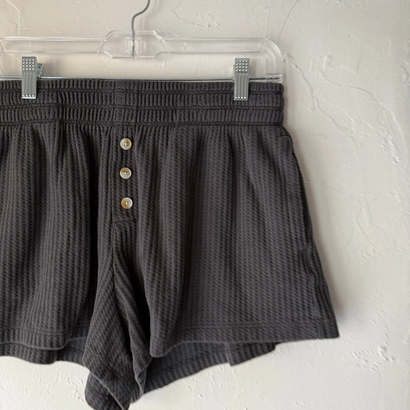 Old Navy Dark Grey Waffle Knit‎ Button Front Lounge Shorts Size M - Image 2