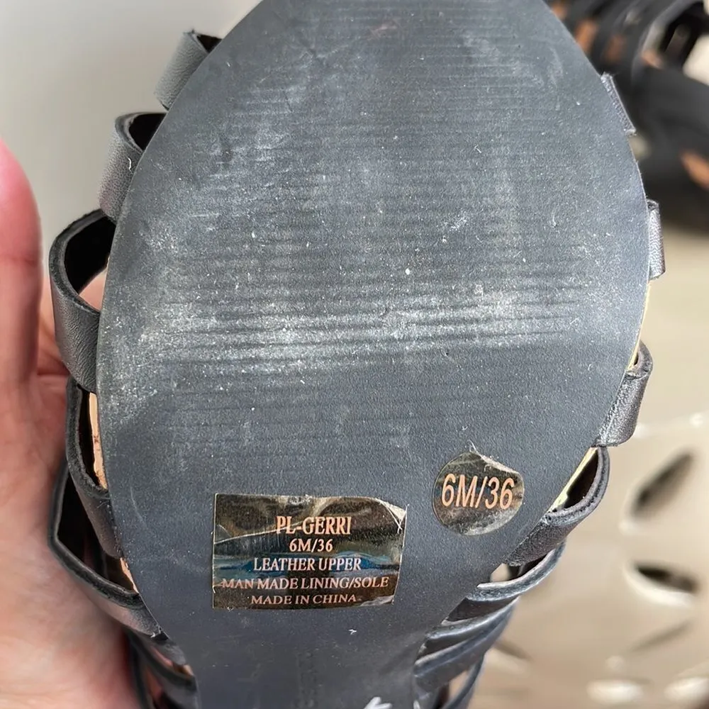 🔥BCBG GENERATION Gerri Black‎ Leather Upper Heels Cork foot bed. Size 6M - Image 8