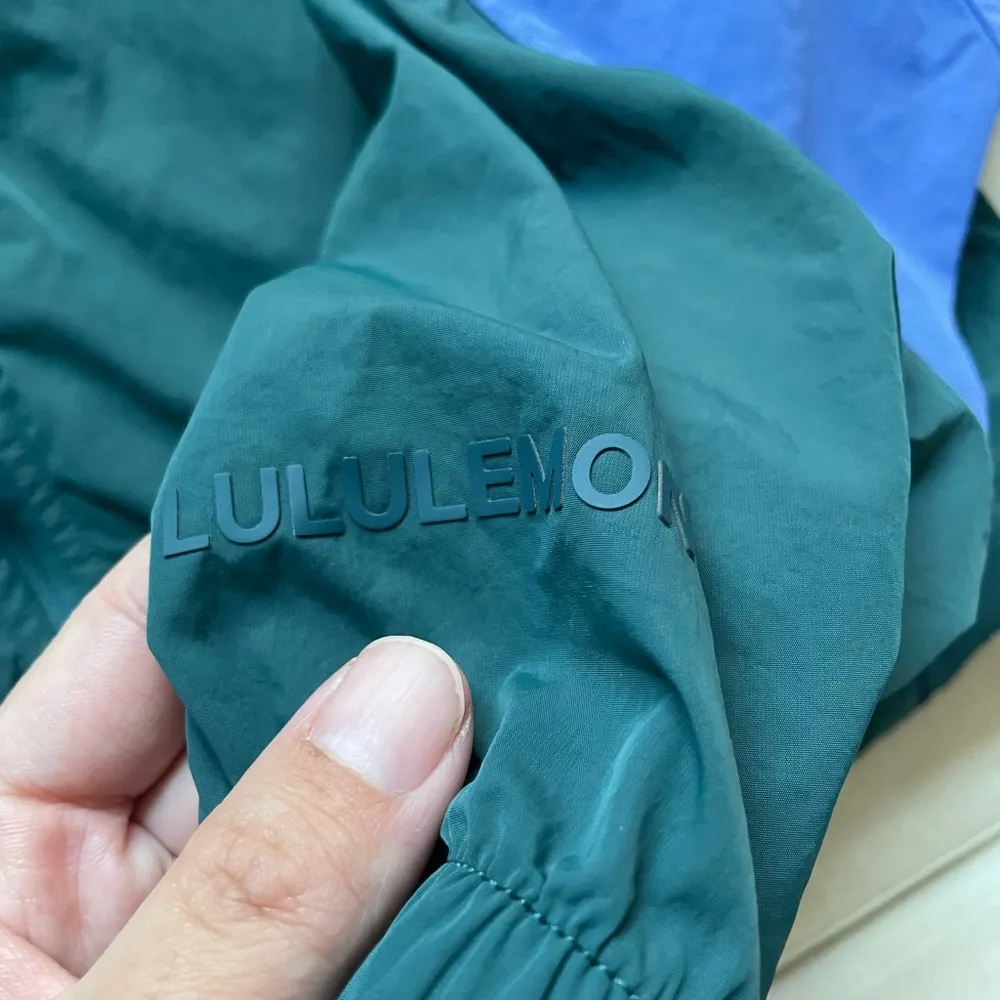 Lululemon Evergreen Cropped Full Zip Hoodie Jacket - Image 4