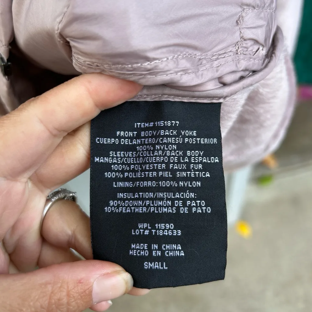 32 Degrees Heat Pink Puffer Jacket size small - Image 9