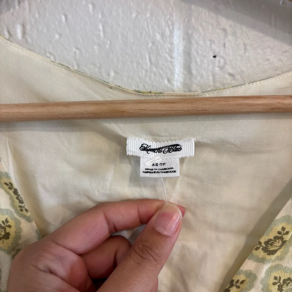 NWOT urban outfitters kimchi blue light green Loni plunging puff sleeve midi - Image 5