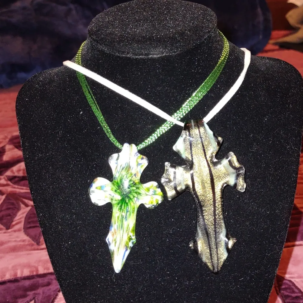 Glass cross necklaces - Image 5