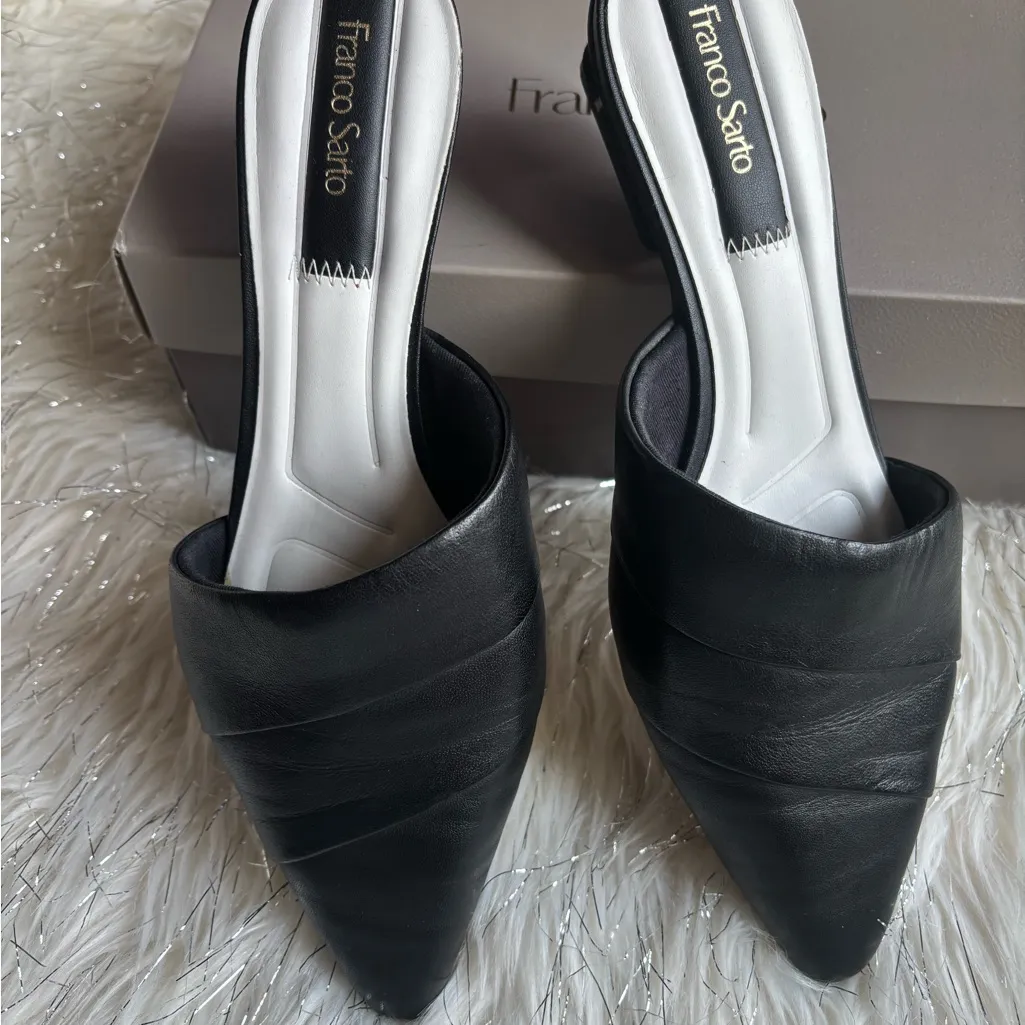 Franco Sarto Black Women's Shoes Leather Almond Toe Mules Size 7.  Used once - Image 3