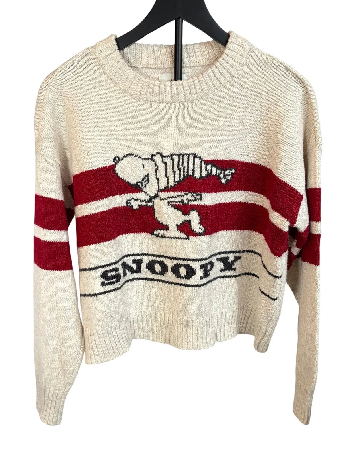AE x Peanuts womens cream snoopy sweater. Size S. Cropped, winter, ski lodge Red - Image 1