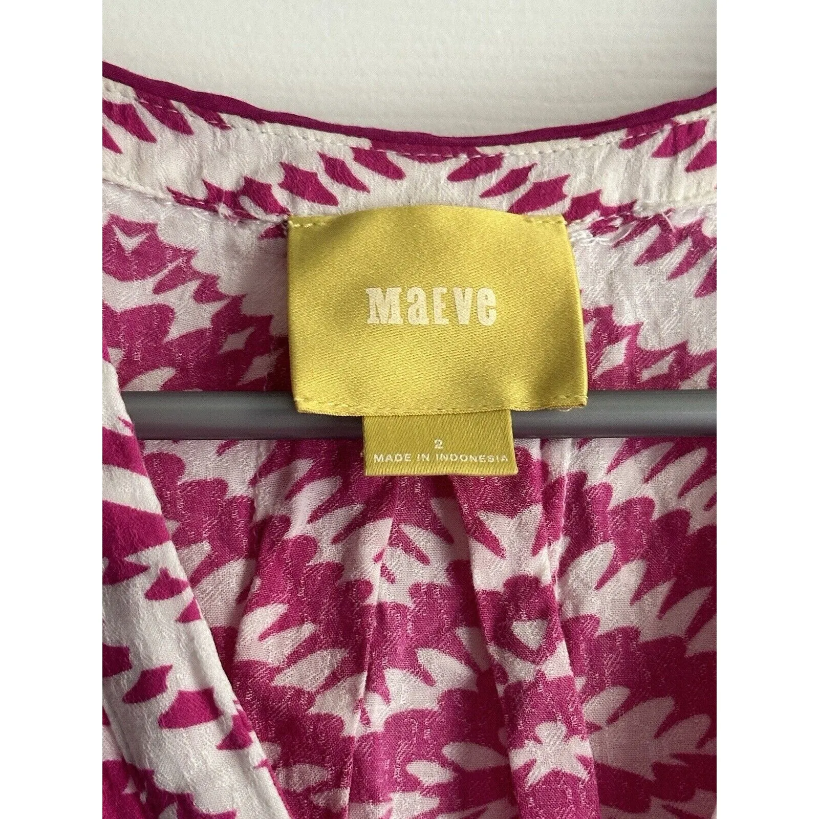 Women’s Maeve Ada Swing Blouse Size 2 Fuchsia White Geo Print Tank Anthropologie - Image 3