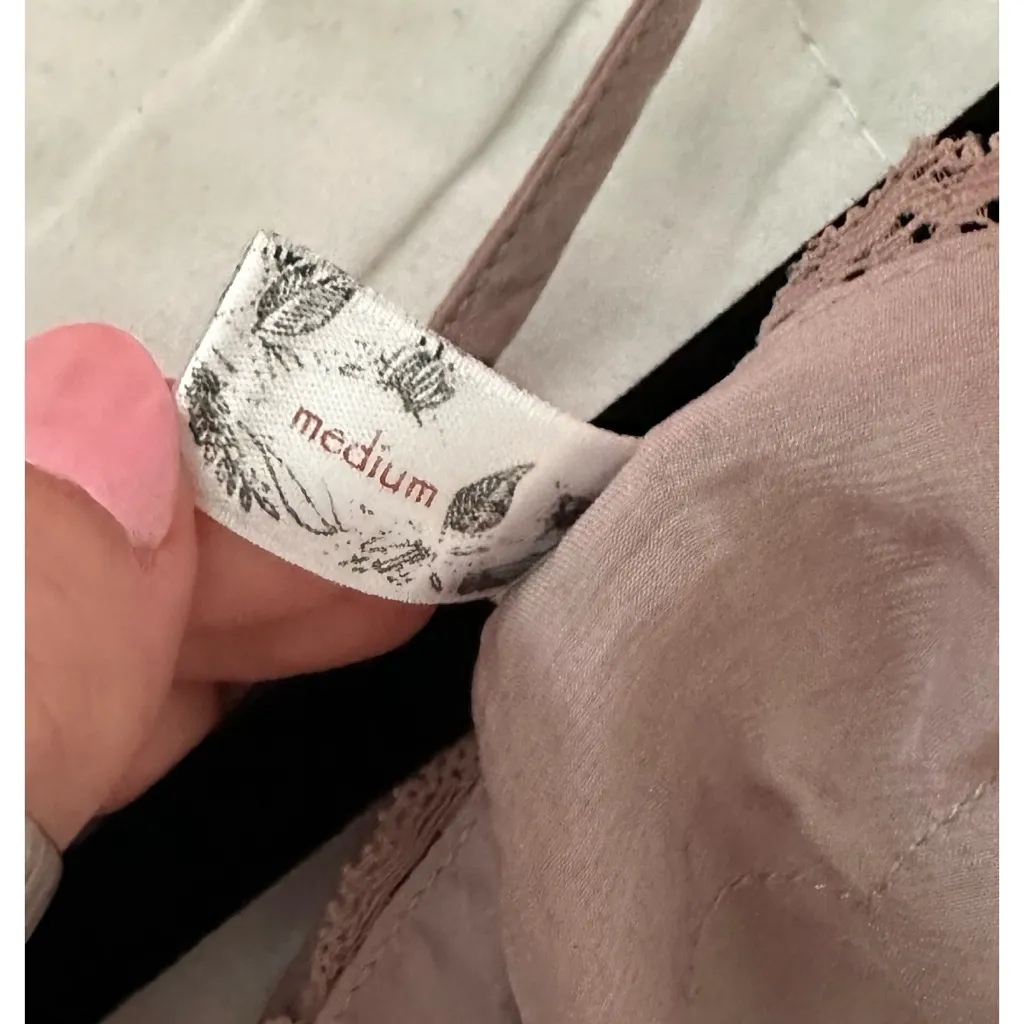 Wishlist Women's Satin Lace Trim Button Down Cami Tank Top - Image 8