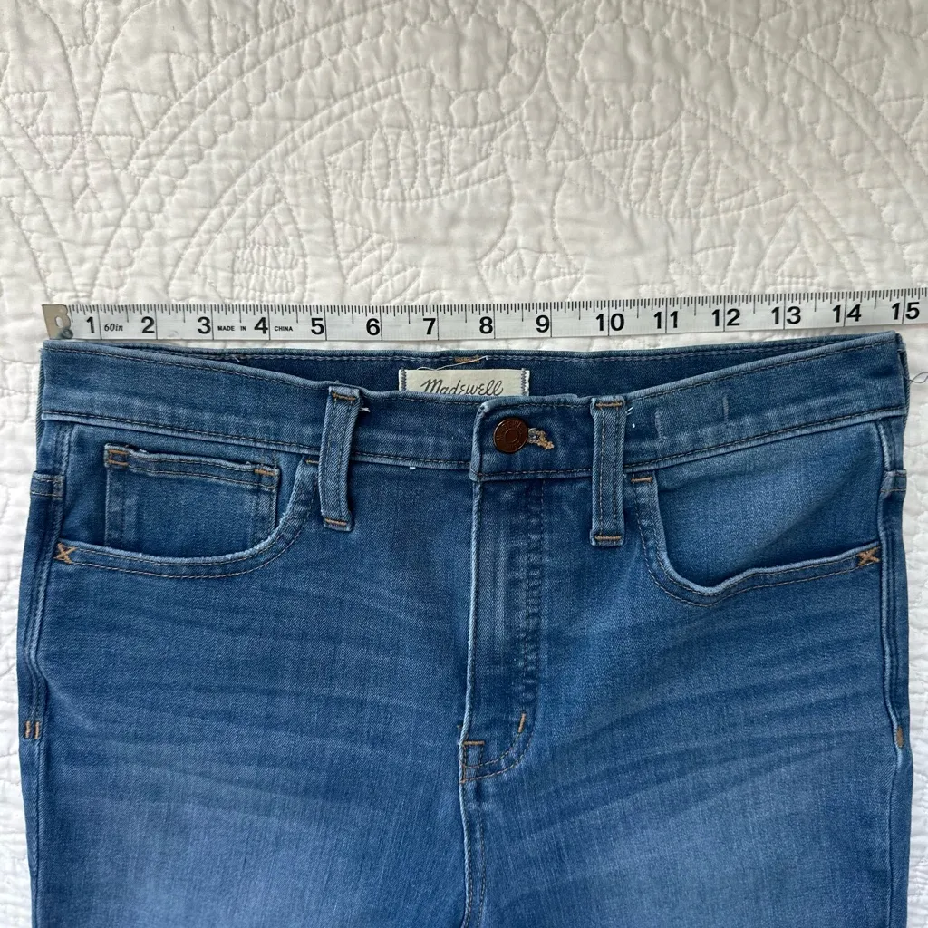 Madewell 10" High Rise Skinny Jeans Distressed Size 28 Stretch Raw Hem - Image 3