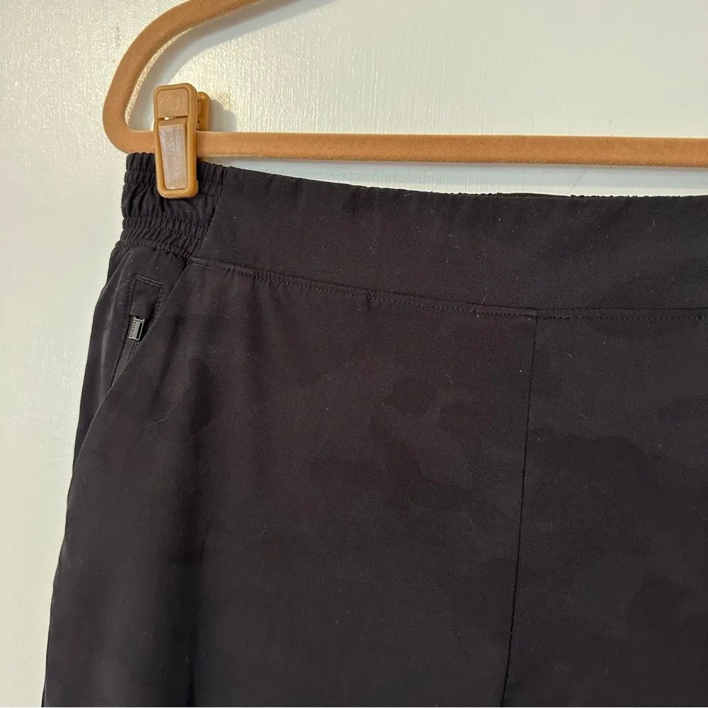 Athleta Brooklyn Lined Camo Joggers Womens 12 Black 985549 - Image 8