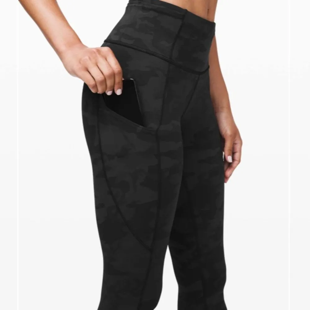 Lululemon Fast & Free Tight 25” Black Camo - Image 4