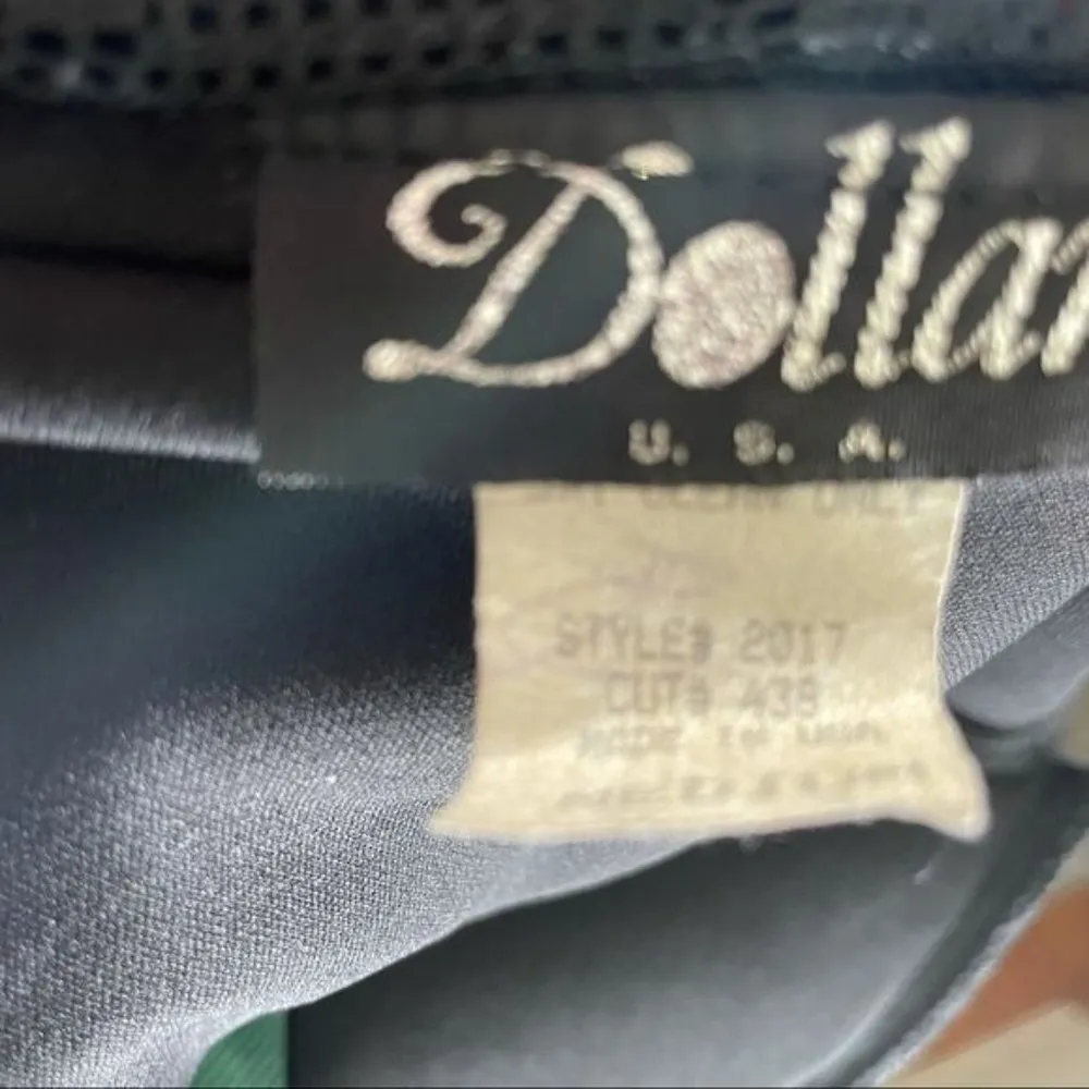 Vintage 1970 Ruched Black Bodycon Lace style beaded neck retro dress medium - Image 4