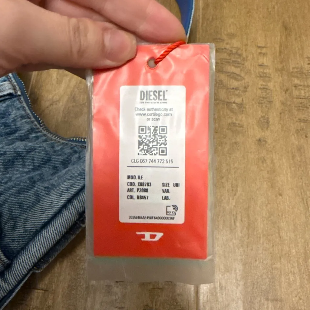 NWT Diesel BLUE Denim ‘ILE’ shoulder bag - Image 6