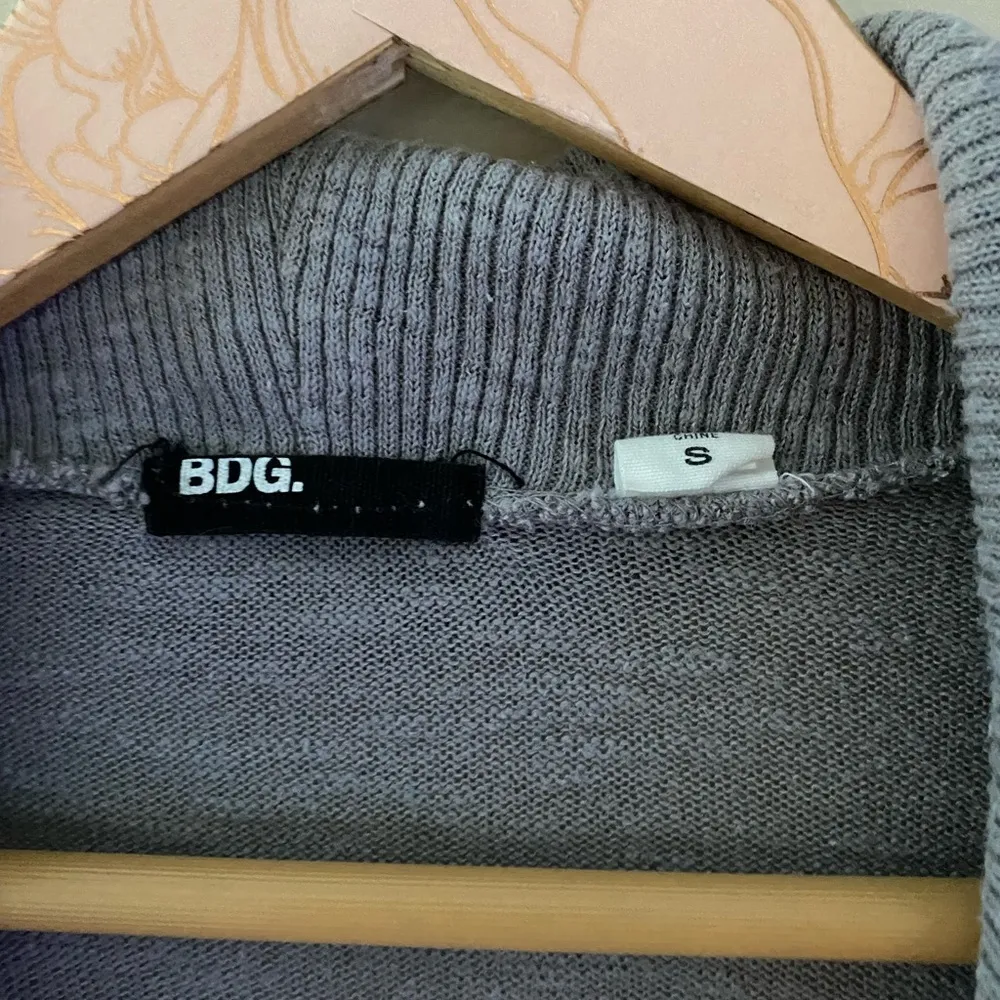 Urban Outfitters BDG Gray Open Front Shawl Cardigan Sweater Size Small - Image 4