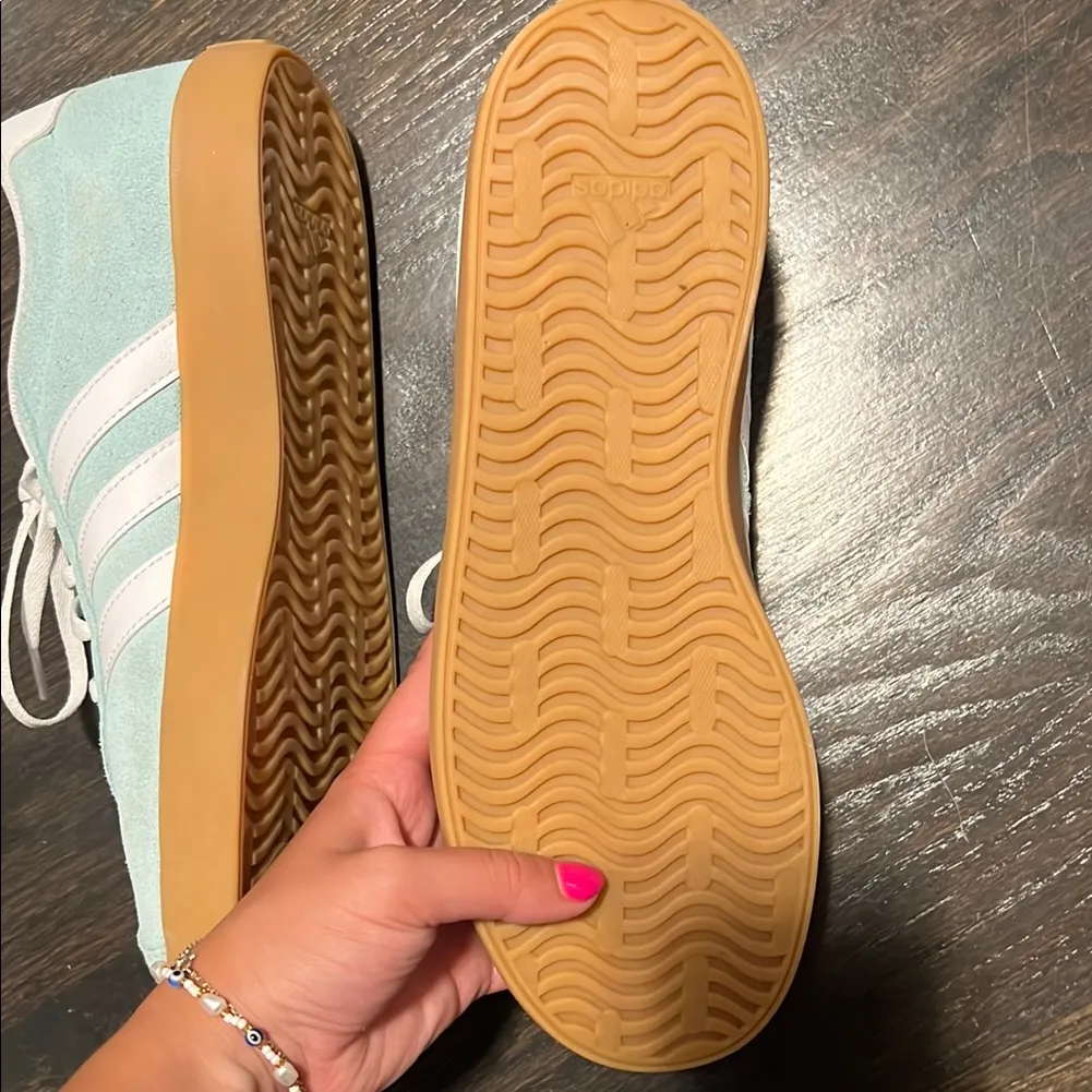 Adidas Pastel Green Trainers with White Accents - Image 6