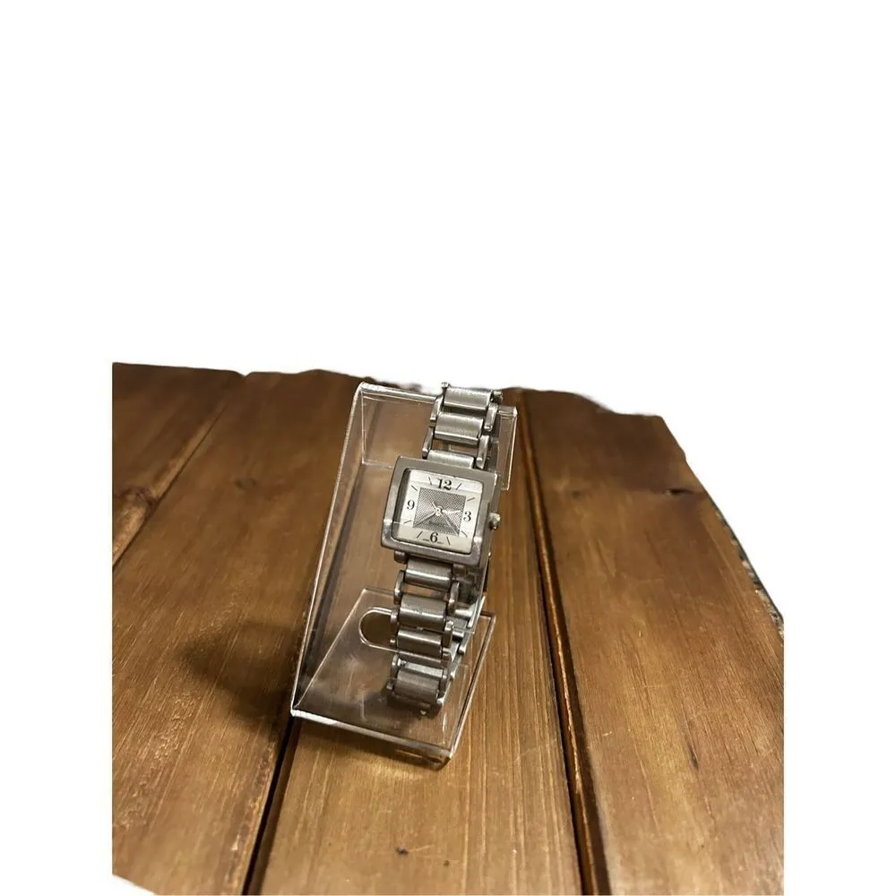 Vintage quartz ladies wristwatch - Image 2