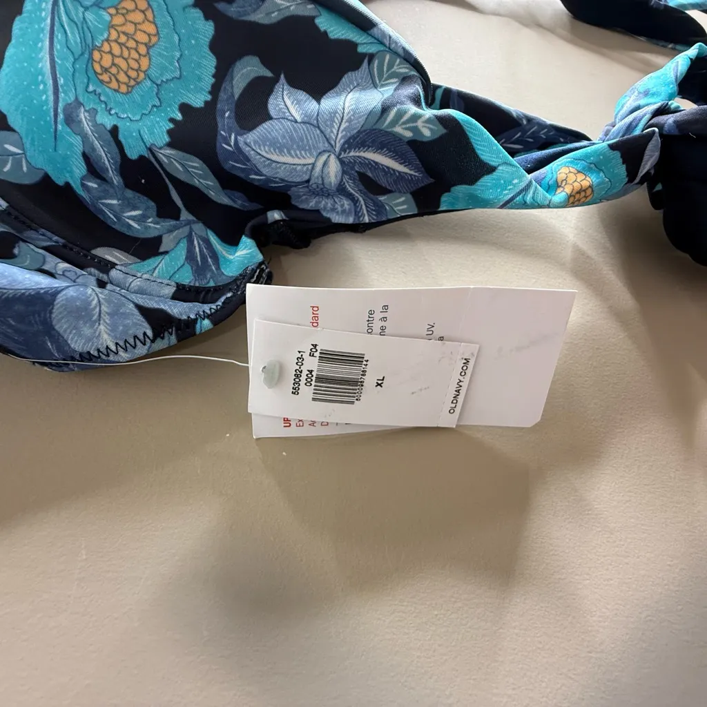 NWT old navy Floral Blue Bikini Top xl - Image 7
