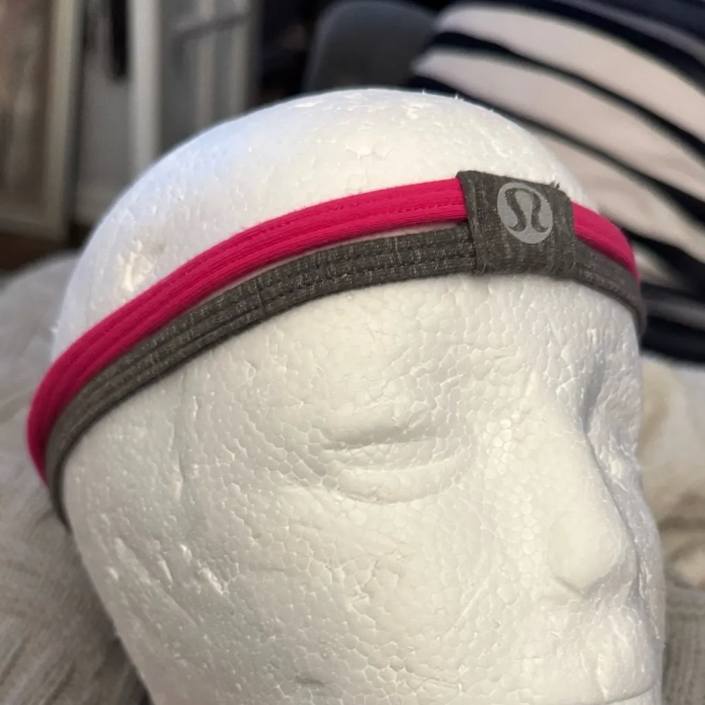 Lululemon DANCE! Headband in Berry/Heathered Grey - Image 2