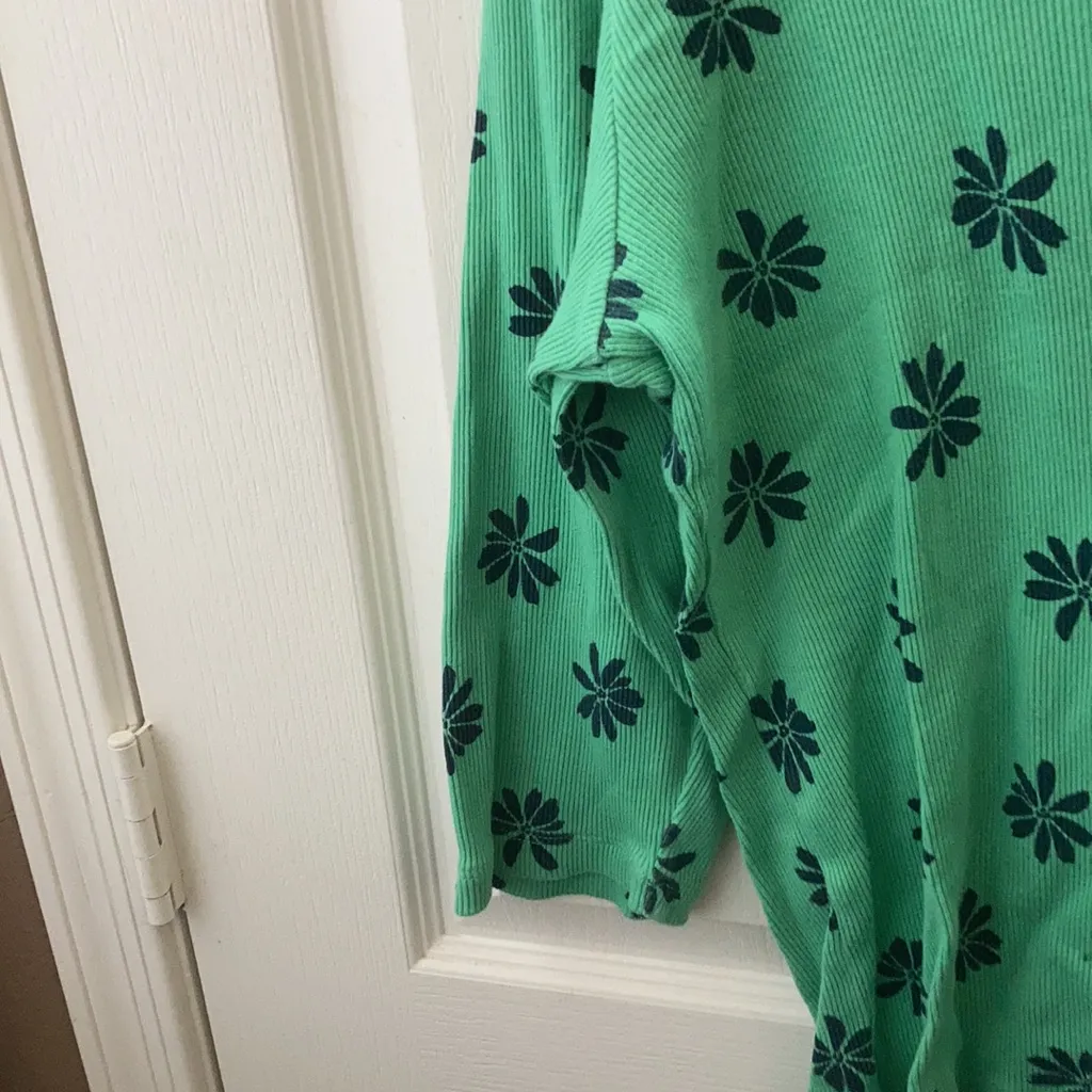 FINAL MARKDOWN First issue ribbed top xl - Image 2